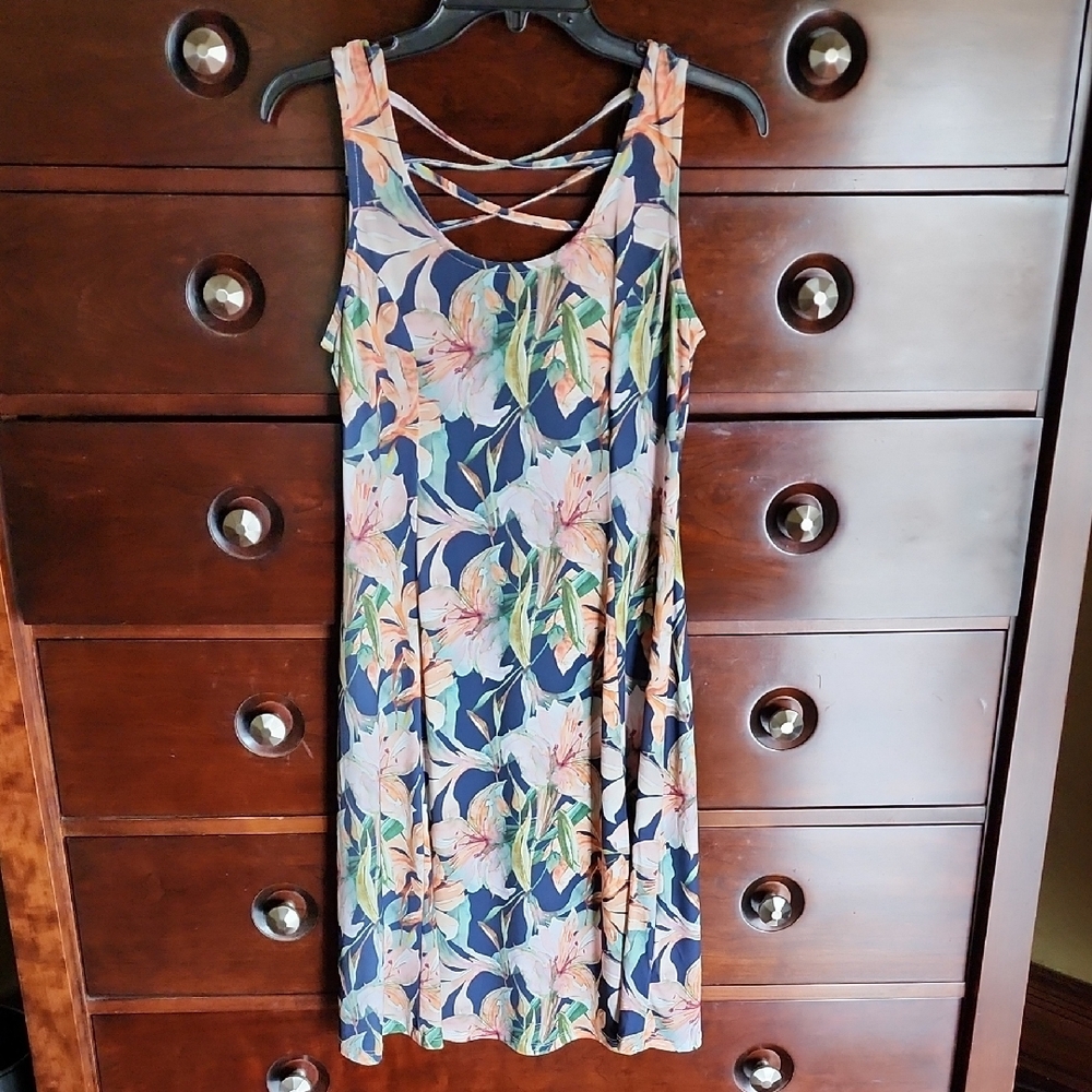 LASCANA Floral Dress with Crisscross Back